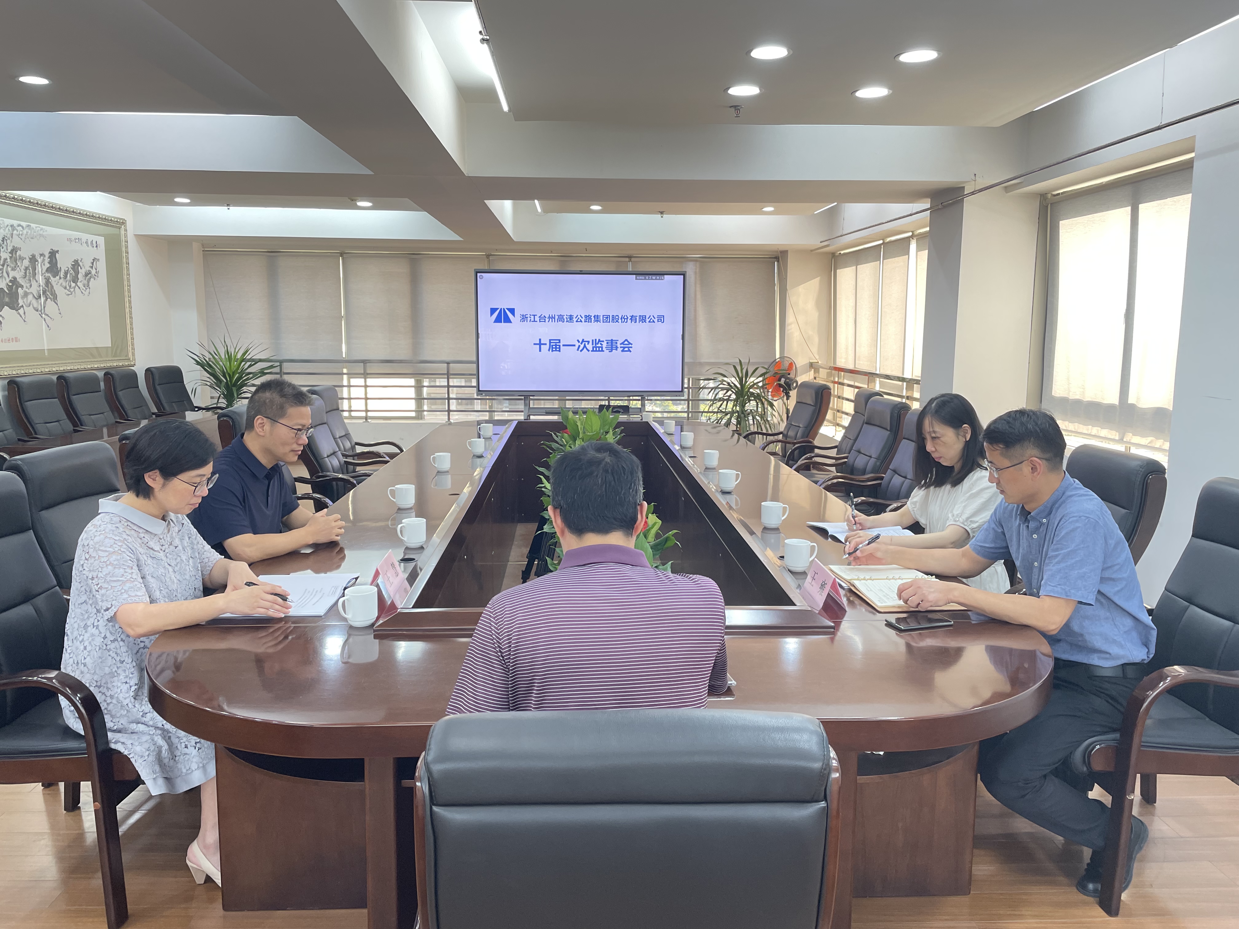 1659670083502351.jpg 8a602afa2c6715a1bc7e1e7f522fa2c.jpg