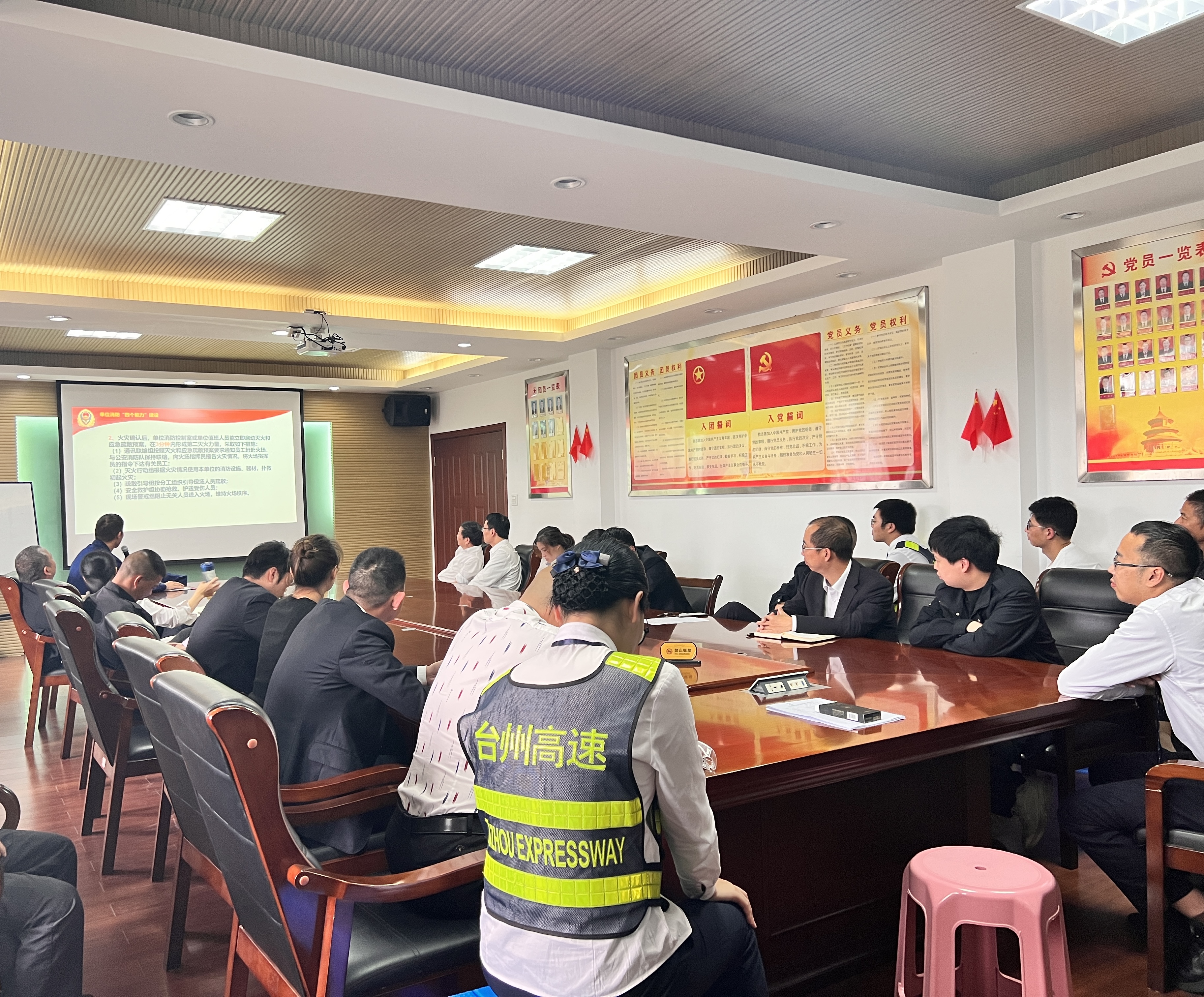 1668414890373460.jpg 20221109 圖為消防知識講座現(xiàn)場 袁莉攝.jpg