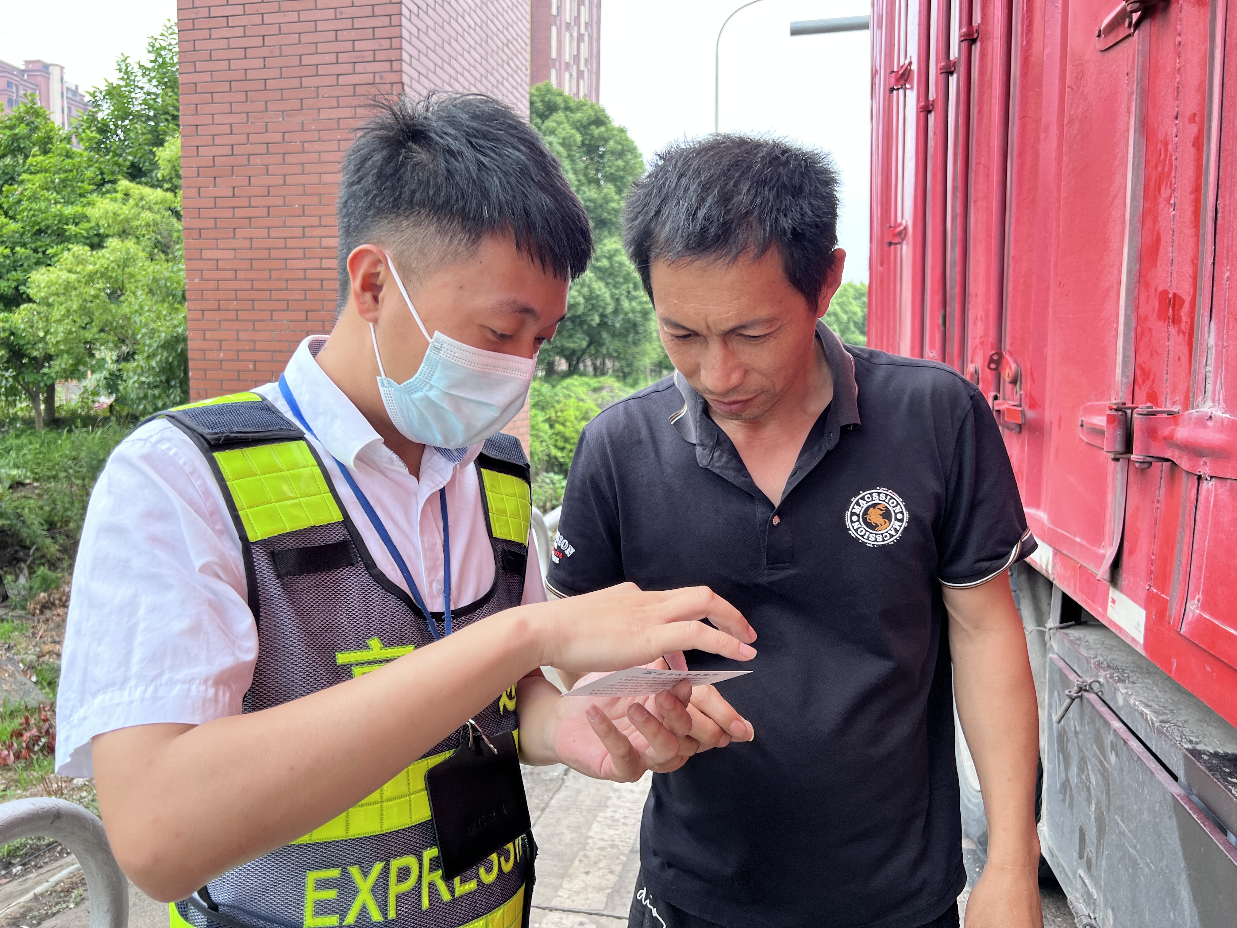 1686270039669966.jpg 袁莉.jpg